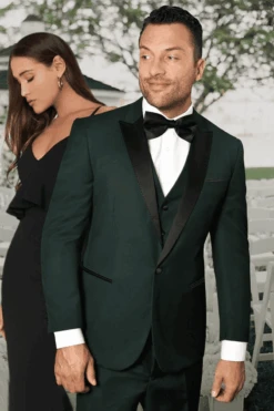 Men's Vested One Button Peak Lapel Designer Wedding Tuxedo In Hunter Green